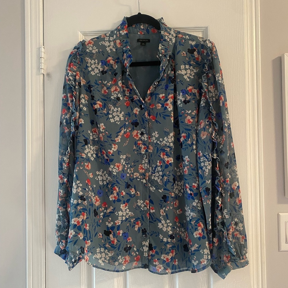 Ann Taylor Floral Blue Button Front Blouse